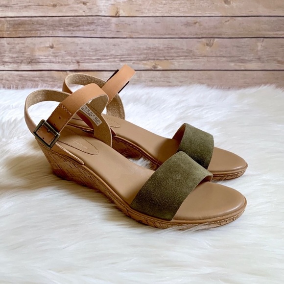 Timberland Whittier Leather Cork Wedge Sandals - Picture 4 of 6